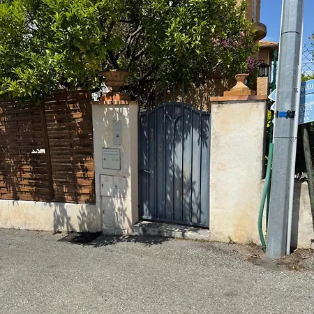 Дом отдыха Maison *